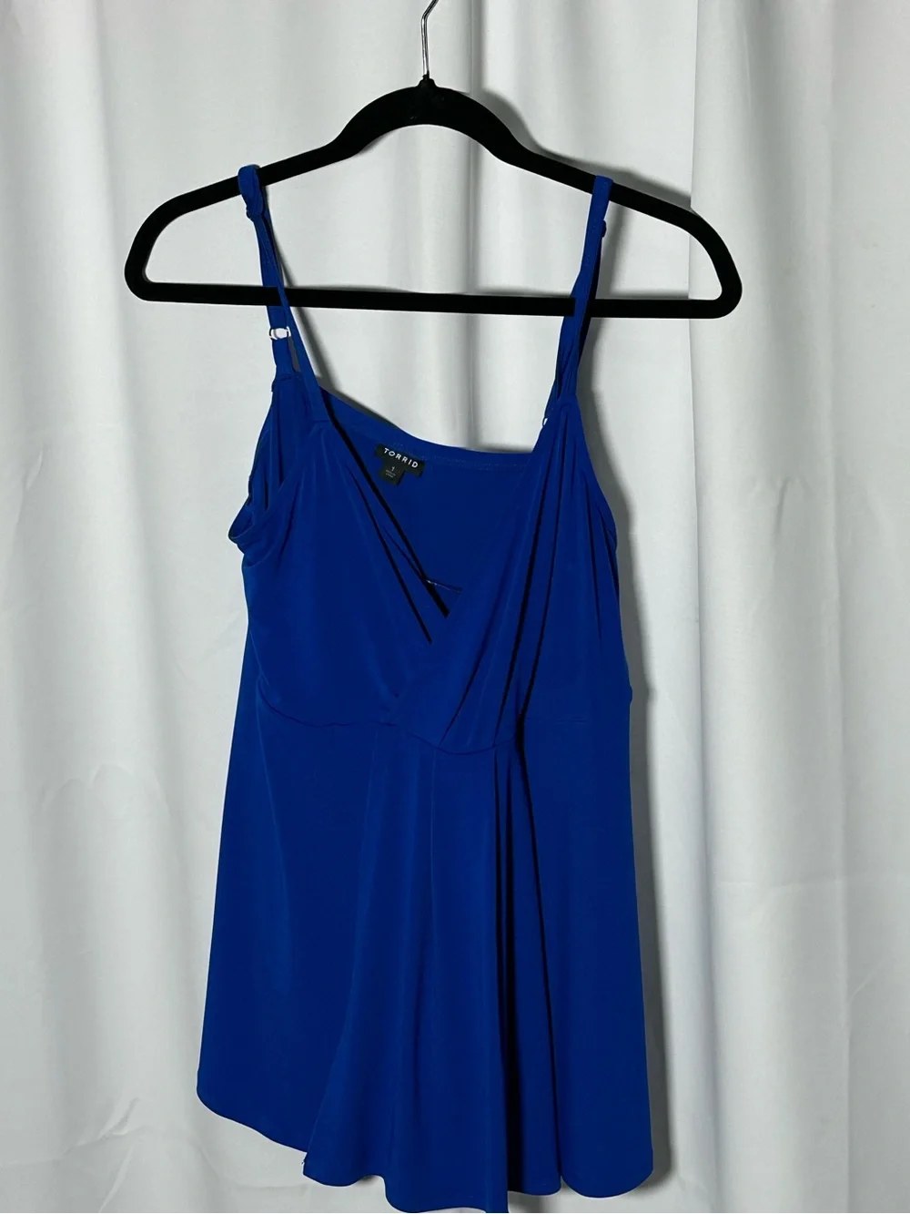 Torrid Blue Women's flowy tank top